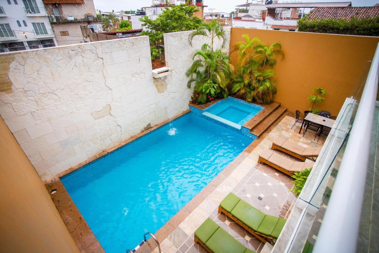 Blaze Hotel & Suites Puerto Vallarta Exterior foto